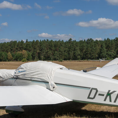 Bild vergr&ouml;&szlig;ern: Segelflugplatz bei Ummern-1